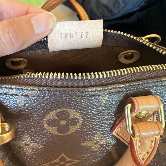 EUC Louis Vuitton LV Mini Nano Speedy HL Top Handle with Crossbody Strap + Lock - Picture 9 of 15
